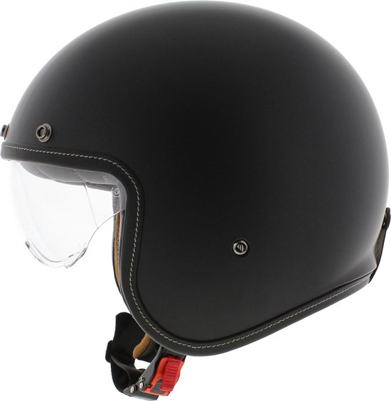 Matzwarte helm met opklapbaar vizier en witte stiksels langs de rand.