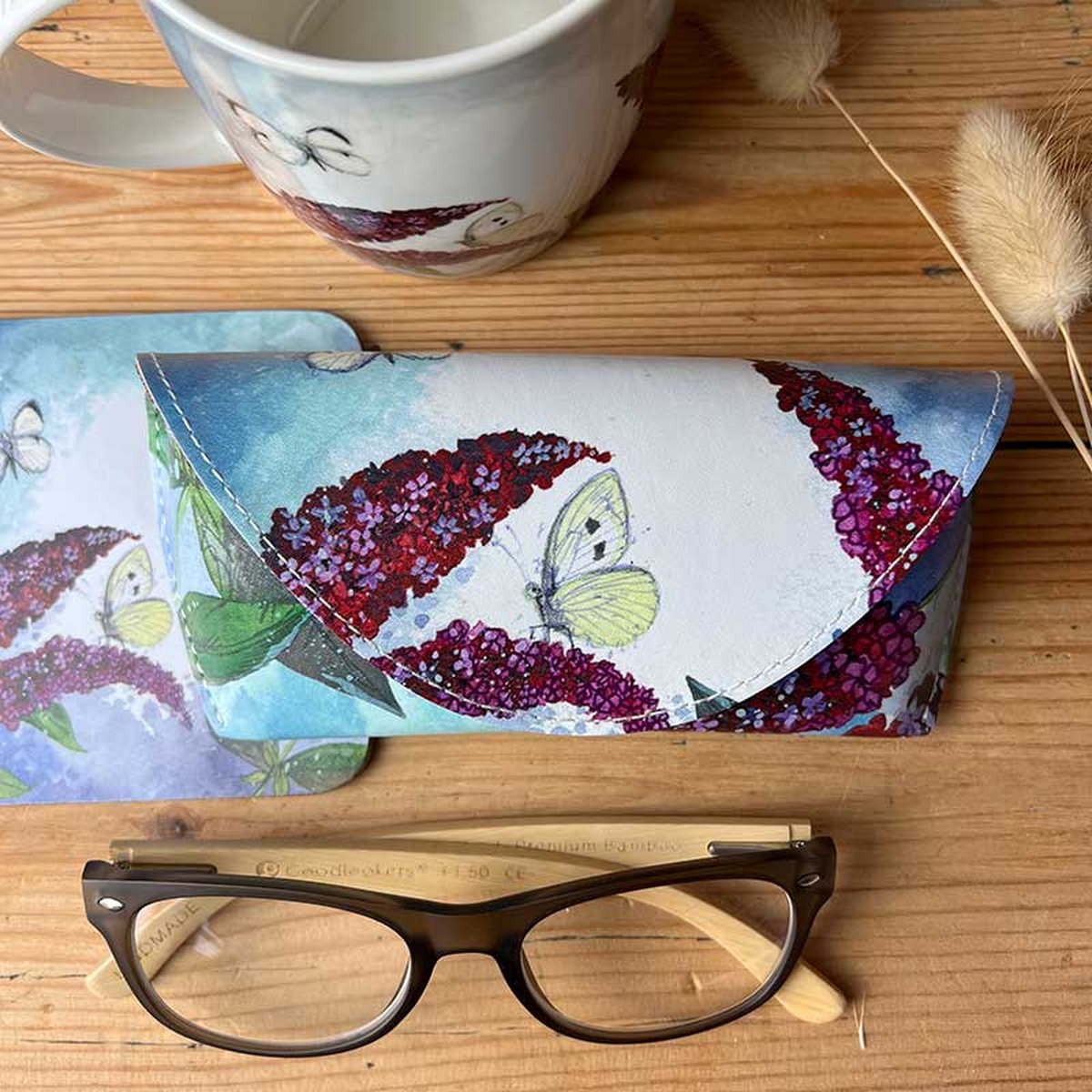 Alex Clark Spectacle Cases Butterflies and Buddlei ~ Brillenkoker Vlinders en Vlinderstruik