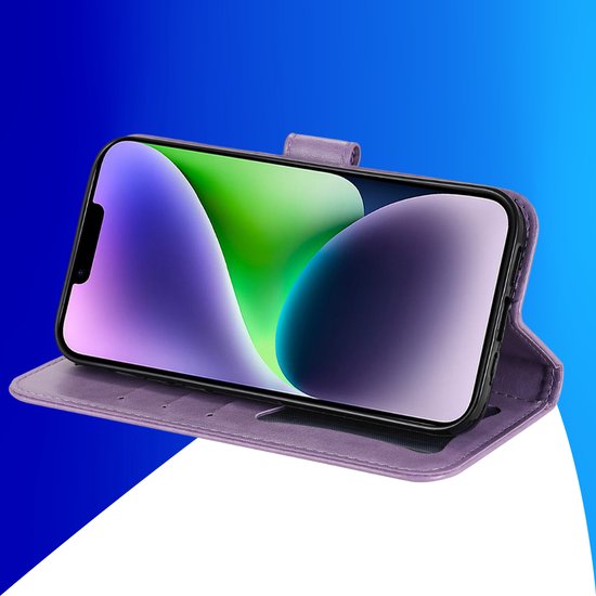 Étui de téléphone violet avec relief floral, ouvert avec un smartphone en position couchée.
