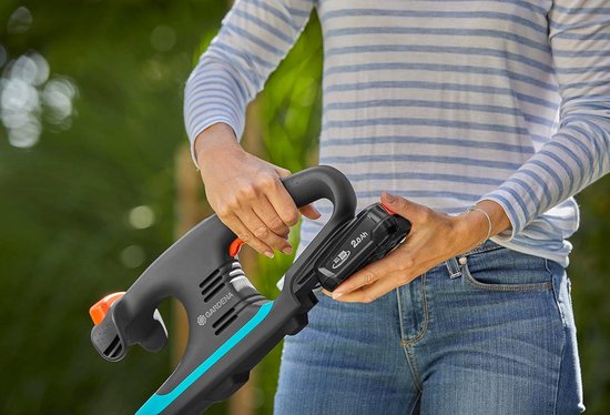 EasyCut 40/18V P4A Ready-to-Use-set - Precisiemessen - Ergonomische handgreep - Laag gewicht Heggenschaar van GARDENA — afbeelding 4
