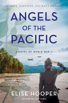 Boekcover met titel "ANGELS OF THE PACIFIC", een vrouw in militair uniform die salueert op een strand, met vliegtuigen in de lucht en een tropisch eiland op de achtergrond.