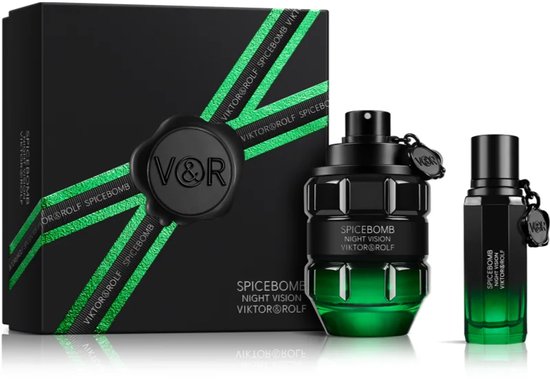 Viktor & Rolf Spicebomb Night Vision geschenkset met een grote en kleine groene fles, in een zwarte doos met groene strik.