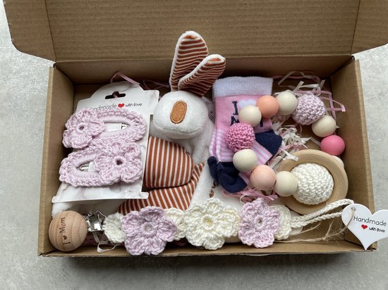Maminobaby.nl - Baby geschenkset meisjes - Handgemaakte speenkoord - Handmade haarclip - Knisperkonijn - Sokjes - Kraamcadeu - Babyshower van Maminobaby.nl — afbeelding 3