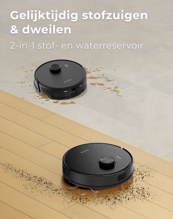 Zwarte robotstofzuiger die tegelijkertijd stofzuigt en dweilt, met aparte stof- en waterreservoir.