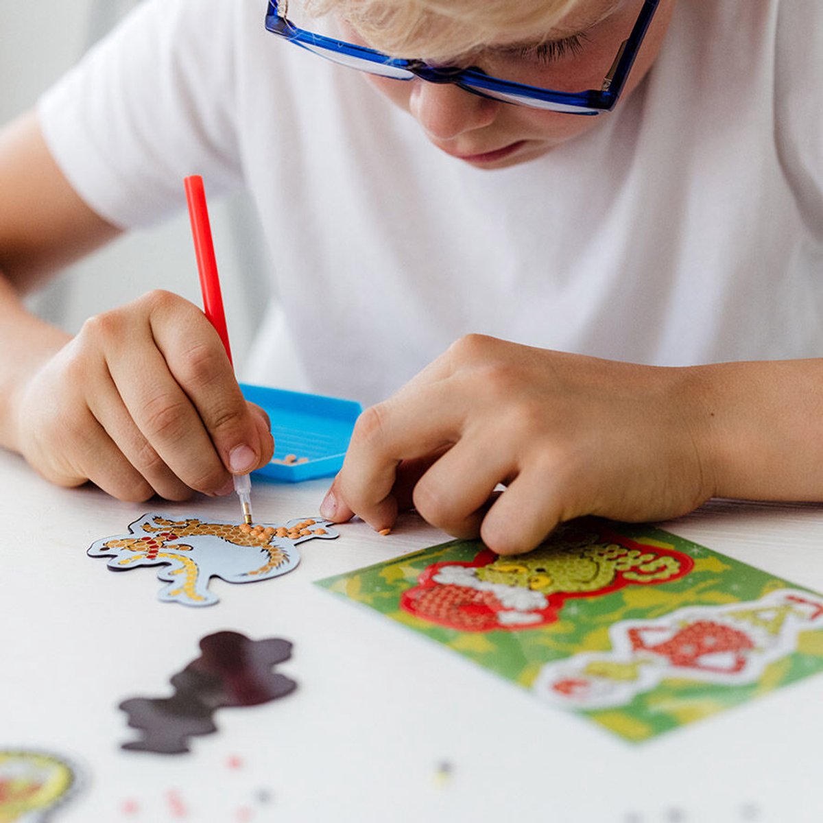 The Grinch Diamond Painting magneten maken - Met 1100 steentjes - Speelgoed Kinderen - Knutselen - Voor meisjes en jongens - Vanaf 5 jaar - Totum — afbeelding 10