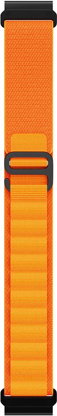 Oranje nylon bandje met gesp en zwarte QuickFit-connectors.