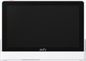 Wit Eufy E10 smart display op een witte standaard.