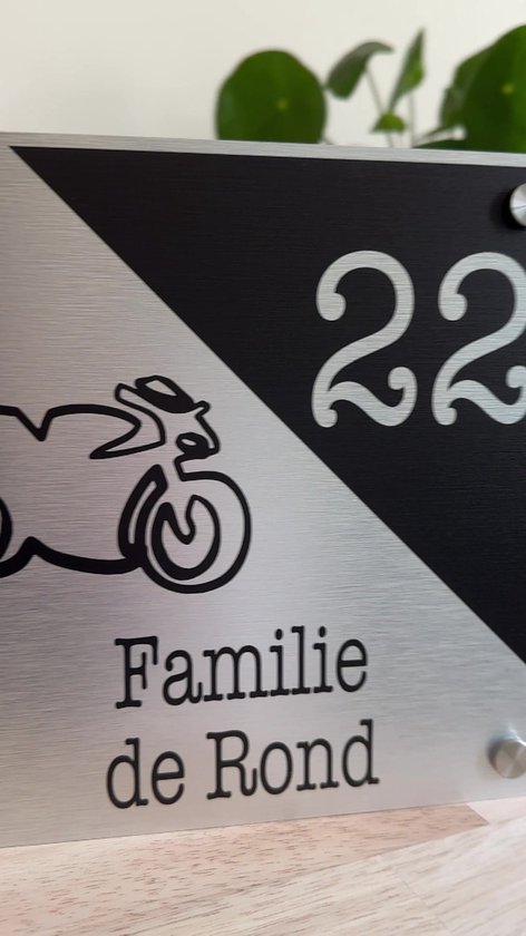 Naambordjevoordeur avec moteur