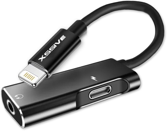 Zwarte Xssive Lightning naar 3.5mm adapter met kabel.