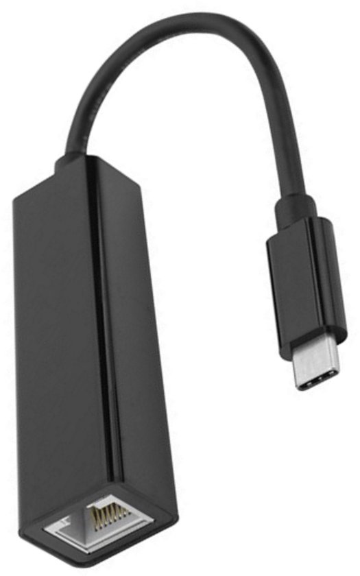Adaptateur USB-C vers Ethernet noir avec un câble courbé. Un port Ethernet d'un côté et un connecteur USB-C de l'autre.