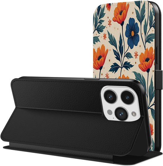 Zwart telefoonhoesje opengeklapt, met telefoonhouder en een achterkant met bloemenprint.
