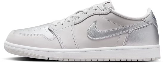 Nike Air Jordan Retro Low OG Taille 41 Baskets pour femmes