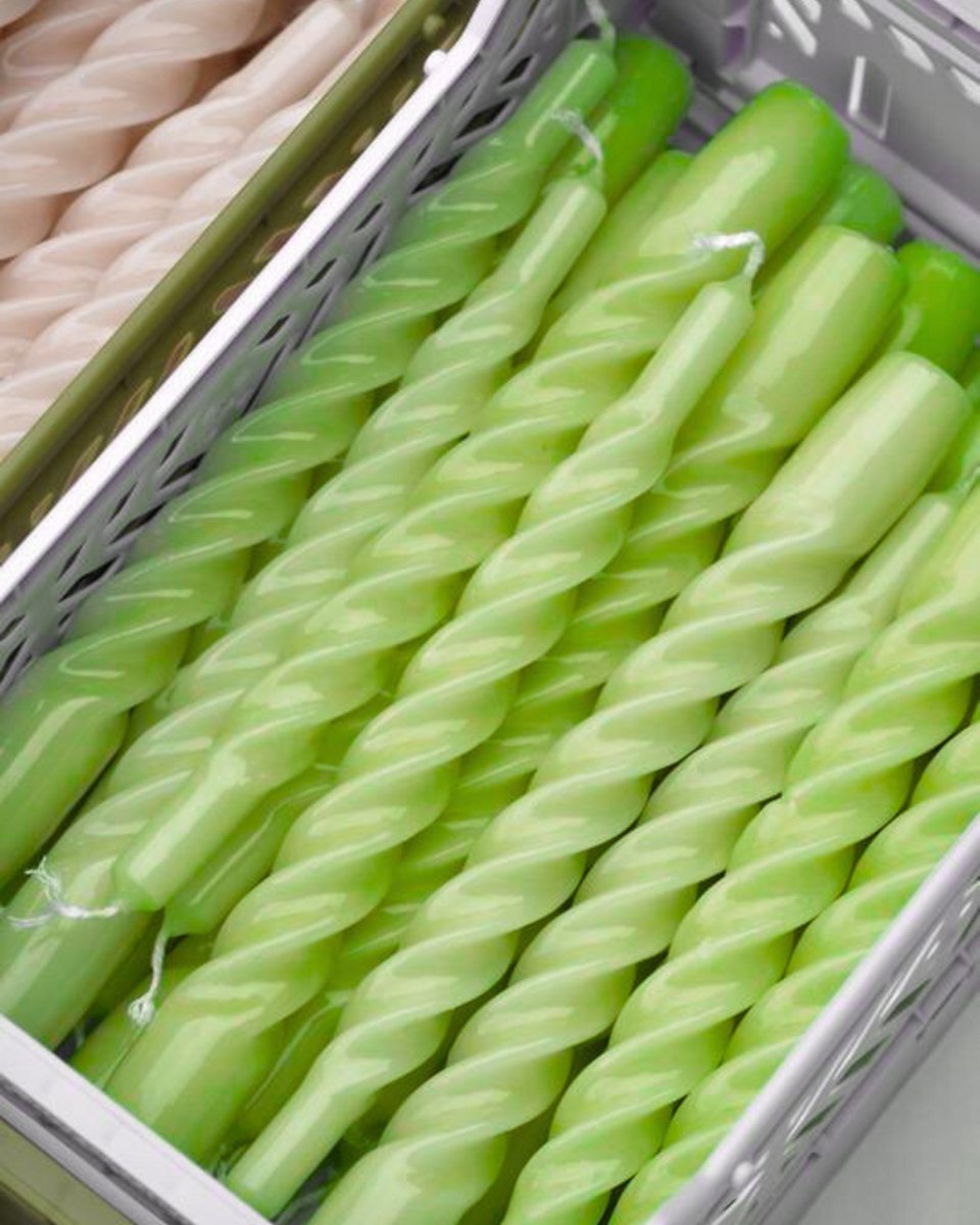Set van 6 Gedraaide Kaarsen – Licht Groen