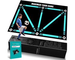 foto van Verdeyen ® Voetbal Trainingsmat - Voetbal Trainingsmateriaal - Voetbal Spullen - Voetbal Training - Dribbelmat - Voetbalmat - Sportmat - 80x50 cm - Opvouwbaar - Antislip - Inclusief E-book