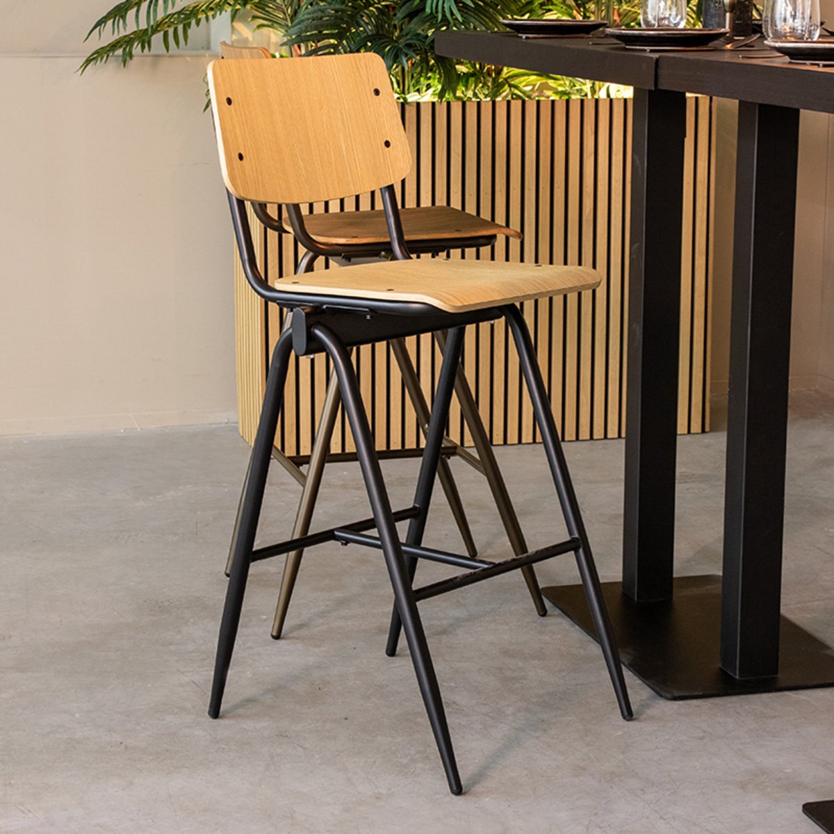 LABEL51 Solid Barkruk - Naturel - Hout - Hoog - Kruk