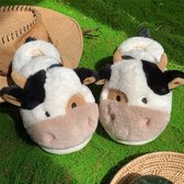 Grappige pantoffels | Koe sloffen | One size fits all maat 38 t/m 42 voor Kinderen, Dames en Heren | Koe Pantoffel | Pluche dierenpantoffels | zachte binnenschoenen | Sloffen en Pantoffels maat 38, 39, 40, 41 en 42