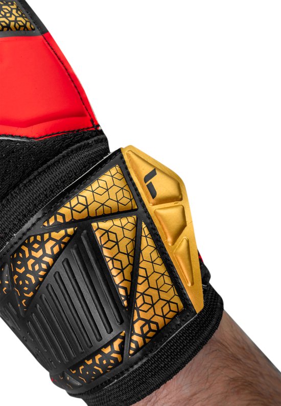 Reusch Torwarthandschuhe Attrakt Solid