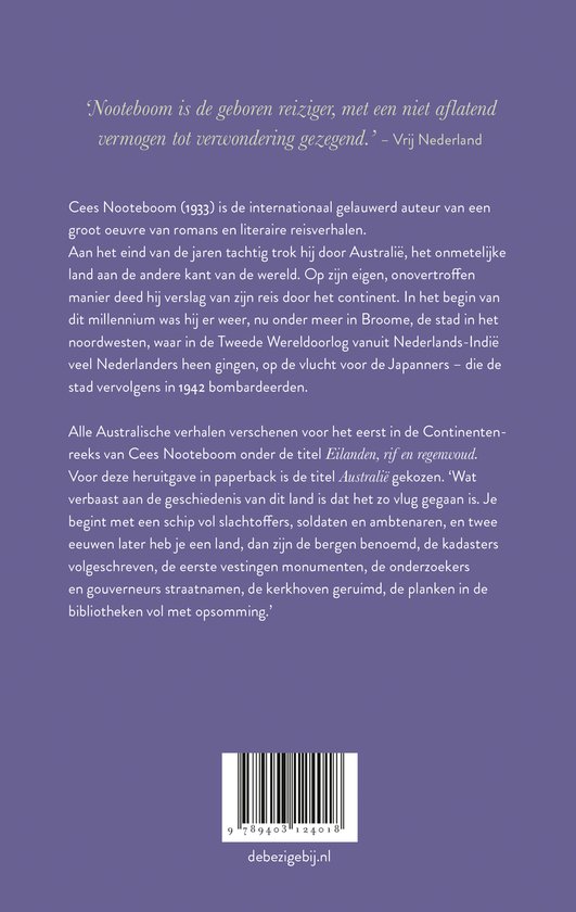 Achterflap van een boek met tekst en een barcode. Tekst begint met 'Nooteboom is de geboren reiziger...'. Barcode met 7 299193 124015.