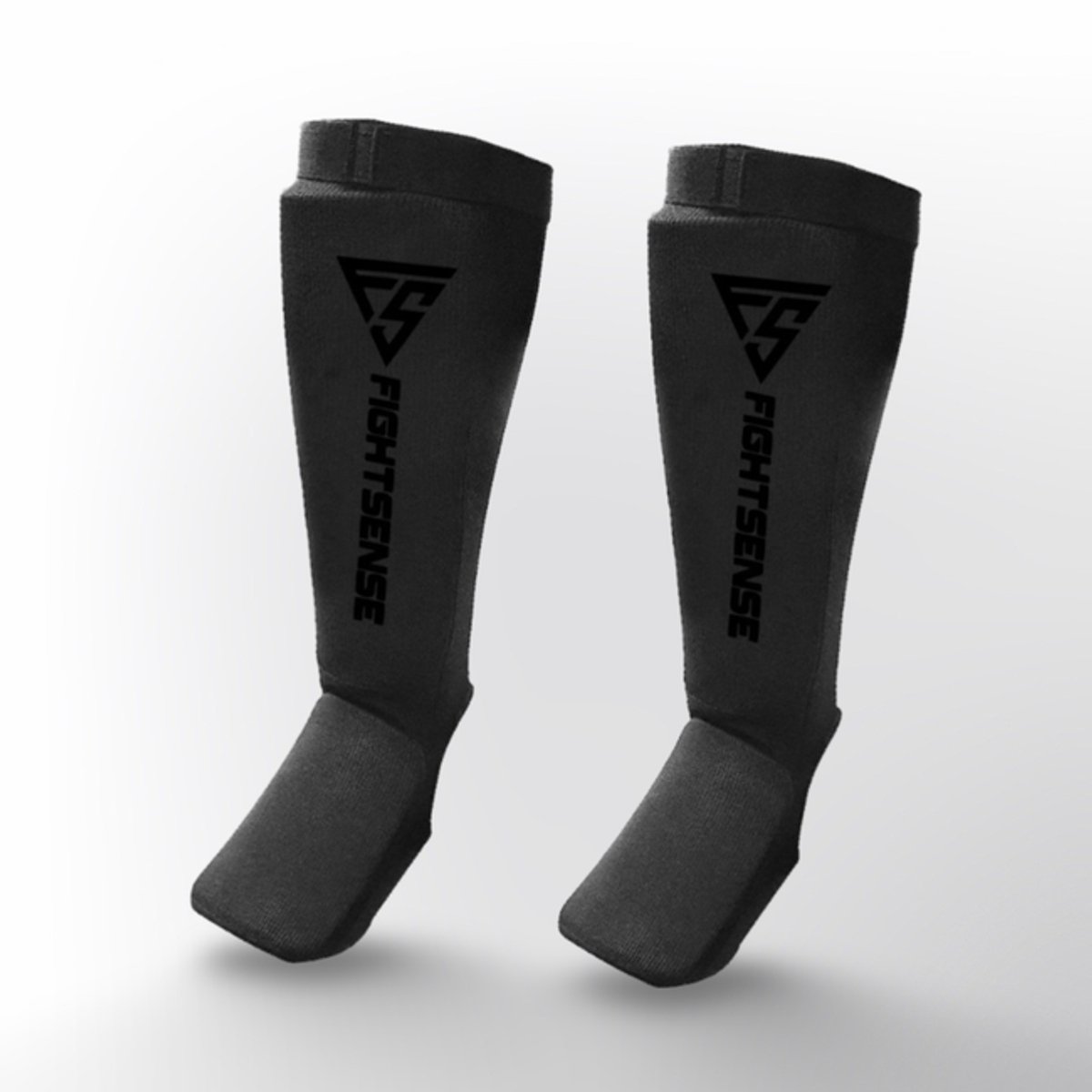 FIGHTSENSE Scheenbeschermers – Instep Scheenkousen – Black on Black – Voor Kickboksen & MMA