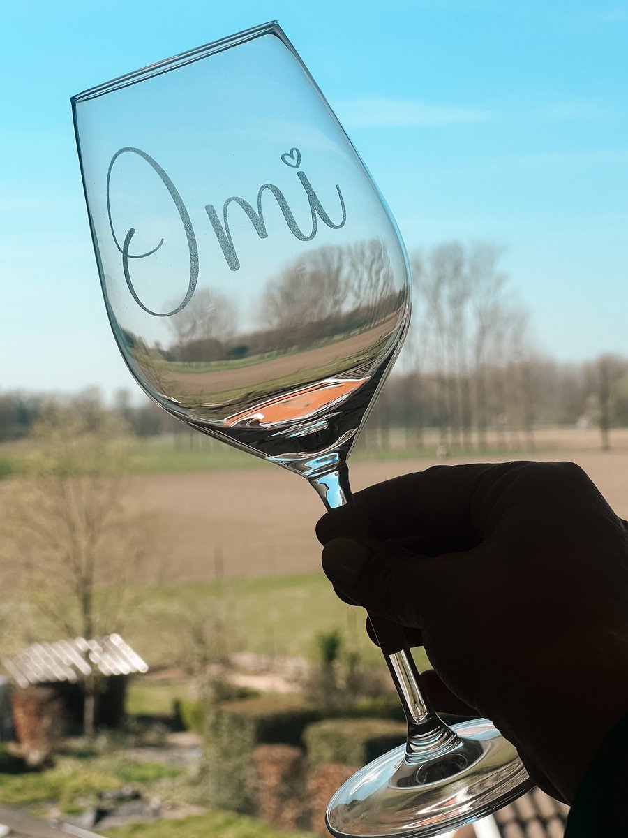 Gegraveerd omi wijnglas - Gepersonaliseerd cadeau