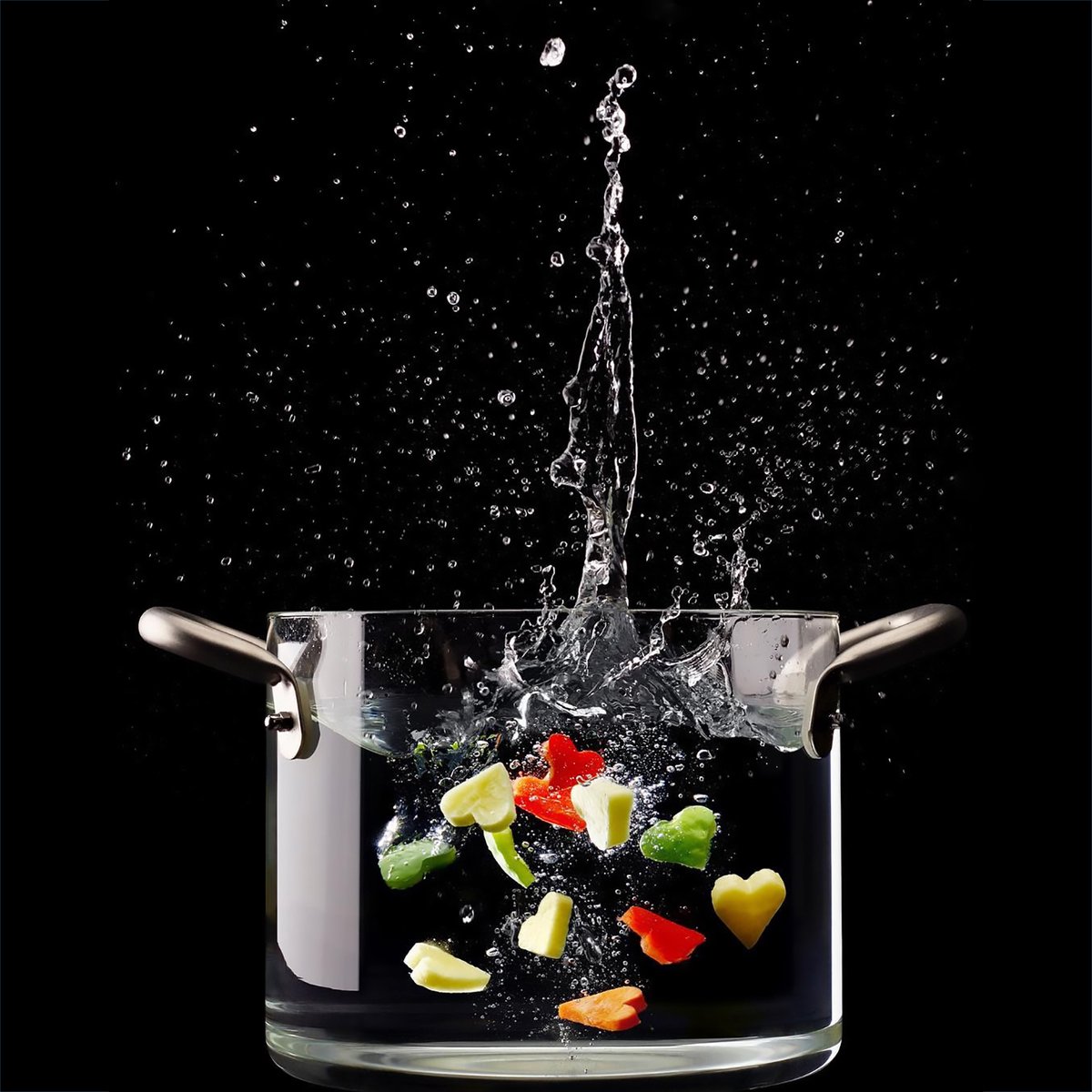 KnIndustrie Borosilicaatglas Transparante Kookpan - Borosilicaatglas. Minimalistisch Design en Hoogwaardige Materialen van KN Industrie, Elegantie en Functionaliteit in de Keuken. 24 cm