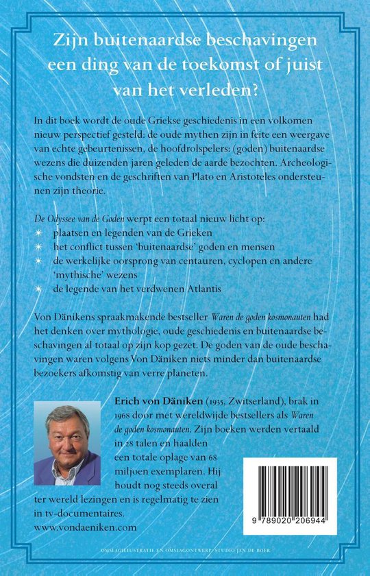 Boekcover van De Odyssee van de Goden door Erich von Däniken, met portret van de auteur.