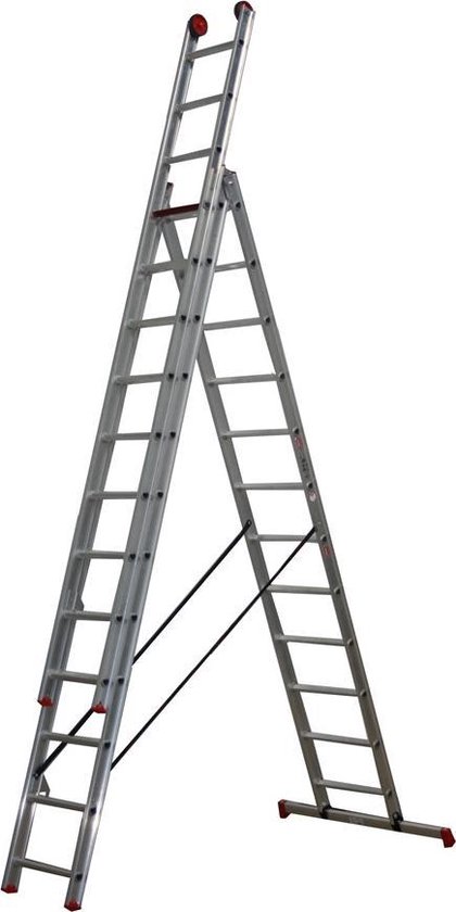 Een aluminium reformladder in A-stand met rode voetdoppen en stabiliteitsband.