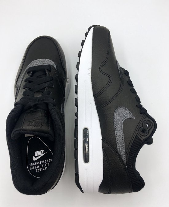 bol.com | Nike Air Max 1 SE - Sneakers - Zwart/Wit/Grijs ... bol.com | Nike Air Max 1 SE - Sneakers - Zwart/Wit/Grijs ...