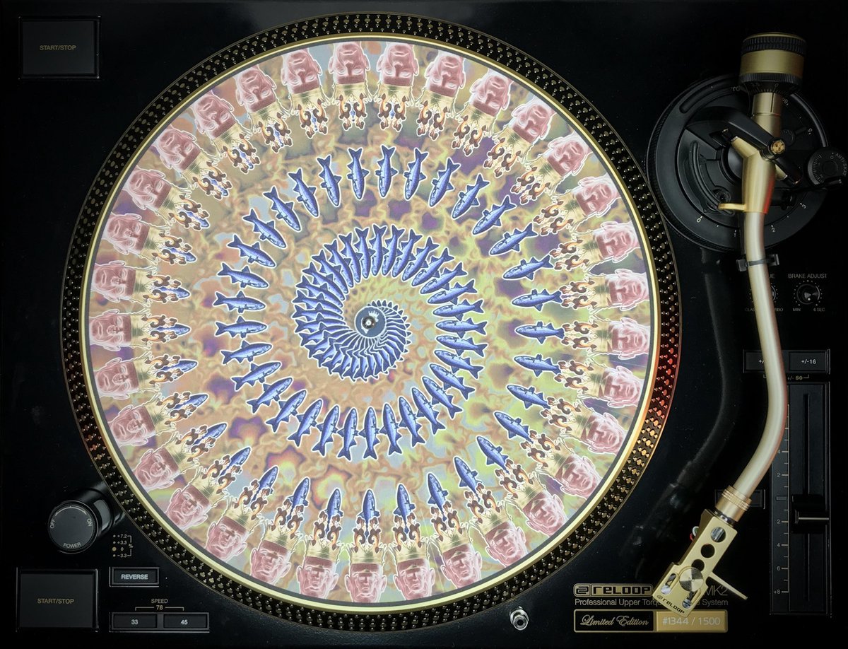 Animated Turntable Slipmat "The Fisher King" Earth