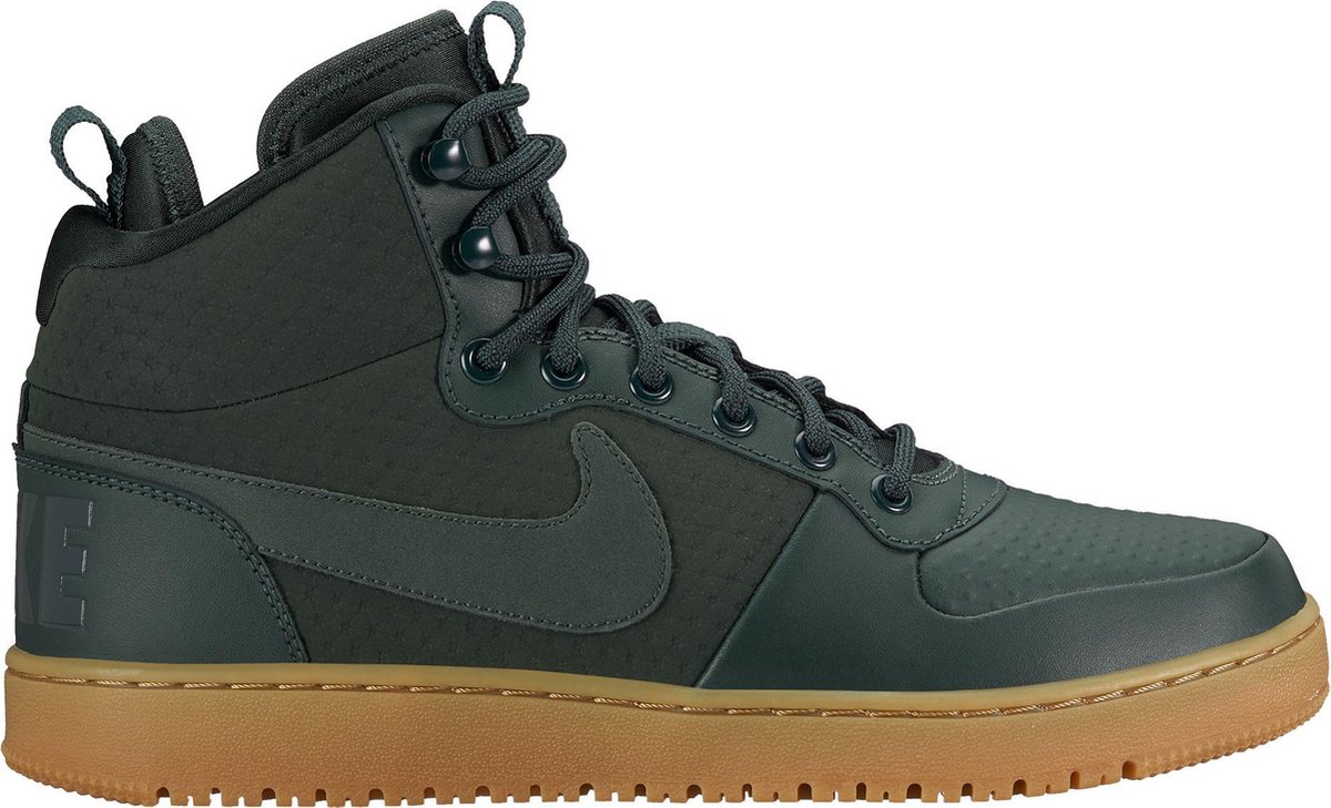 Nike court borough mid 43 2025