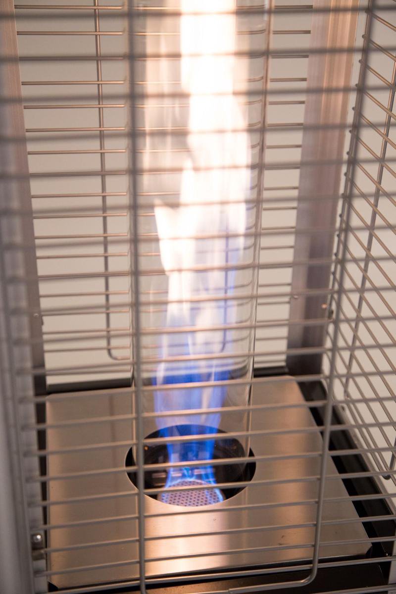 Sunred Gas flame torch 12000 W - Freestanding gas patio heater - Black
