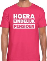 Hoera eindelijk pensioen t-shirt roze heren L