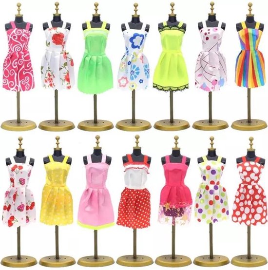 Mam puzzel vasthoudend Poppenkleertjes | Geschikt voor Barbie |Set van 6 jurkjes | Barbie kleding  | Barbie... | bol.com