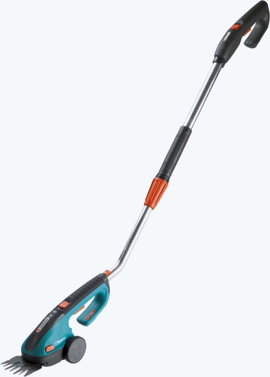 accu-grasschaar ClassicCut met telescoopsteel Gardena accu-grasschaar ClassicCut met telescoopsteel Gardena
