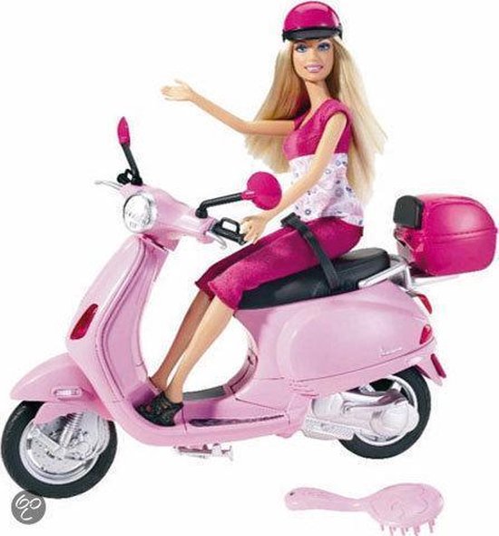 Kan worden genegeerd Bladeren verzamelen modus Barbie met Vespa Scooter | bol.com