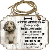 Spreukenbordje hond: Petit Basset Griffon Vendéen