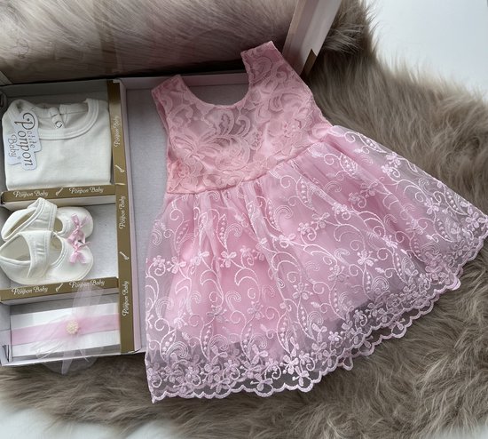 luxe feestjurk-bruidsjurk-Baby jurk-doopjurk -dooppakje-roze jurk-onderhemd-haarband-schoentjes-new born-geschenkenset -geschenkdoos-kraamcadeau-fotoshoot -4 delige set-bloemenmotief-tule jurk met strik-maat 56/62(0 tem 4 maanden) — afbeelding 4