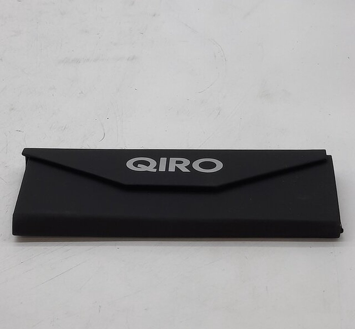 QIRO Glasses case - Brillenkoker - Kunstleer - opvouwbaar - met wasbaar brillendoekje