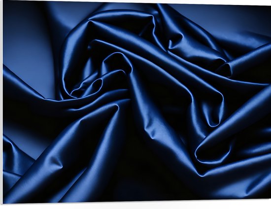 PVC Schuimplaat - Opgerolde Blauwe Stof - 80x60 cm Foto op PVC Schuimplaat (Met Ophangsysteem)