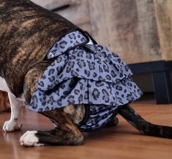 Loopsheidrokje Luipaard grijs - Maat M - Loopsheidbroekje - Voor honden - Hondenluier - Heupopvang 28-33 cm - Herbruikbaar - Wasbaar - Uniek rokjes model voor stijlvolle loopse teefjes