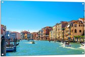 Tuinposter – Wateren van Venetië bij Gekleurde Huisjes - 105x70 cm Foto op Tuinposter (wanddecoratie voor buiten en binnen)