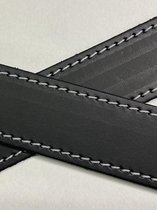DriesjesⓇ – planken dragers – plankendragers – leder – zwart – set - 90x3,5cm – Wit door gestikt