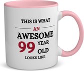 Akyol - this is what an awesome 99 year old looks like koffiemok - theemok - roze - Hoera 99 jaar - iemand die 99 jaar is geworden - de jarige - verjaardagscadeau - kado - geschenk - gift - leuke verjaardagscadeau - felicitatie - 350 ML inhoud