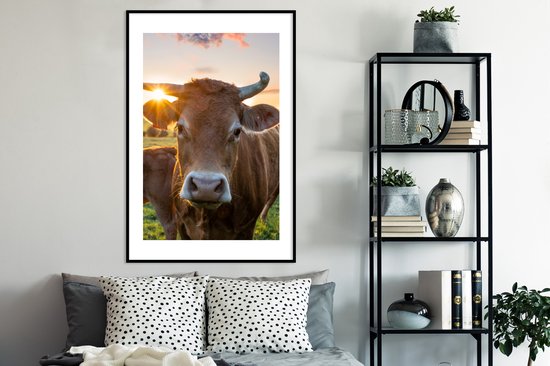 PosterMonkey - Poster - Cadre photo - Vaches - Coucher de soleil - Nature - Animaux - Vache - Cadre - 80x120 cm - Poster vache - Cadre photo - Affiche sous cadre - Poster nature