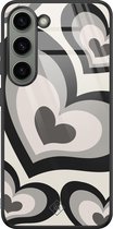 Coque en verre Samsung Galaxy S23 - Coeur tourbillon noir - Zwart - Hard Case Zwart - Coque téléphone Back cover - Motif géométrique - Casimoda