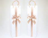 Luxe Cadeau Tasjes - Wijn / Drank Gift Bags - Kerst - Wit met Satijnen Gouden Strik - Papier - Giftbags - 35 x 10 cm - Voordeel Set 4 Stuks