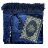 Geschenkset donker blauw met een luxe velvet gebedskleed, parel tasbih en een lederen Koran