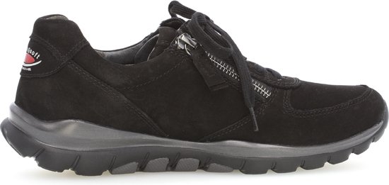 Zwarte Gabor dames sneaker, zijaanzicht met 'rollingsoft' en 'sensitive' logo's.