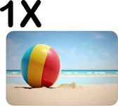 BWK Flexibele Placemat - Strandbal op het Strand bij een Zonnige Dag - Set van 1 Placemats - 45x30 cm - PVC Doek - Afneembaar