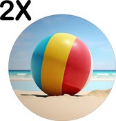 BWK Flexibele Ronde Placemat - Strandbal op het Strand bij een Zonnige Dag - Set van 2 Placemats - 40x40 cm - PVC Doek - Afneembaar